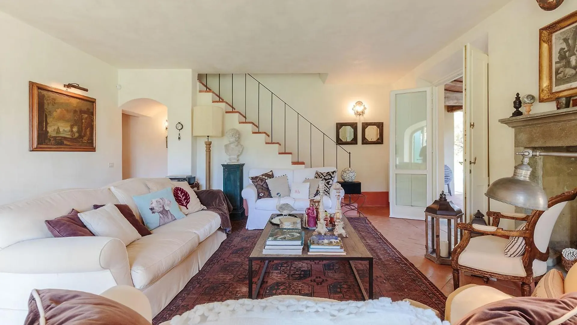 Villa Label, When Creativity Meets Style In Endless Romanticism Corsanico-Bargecchia