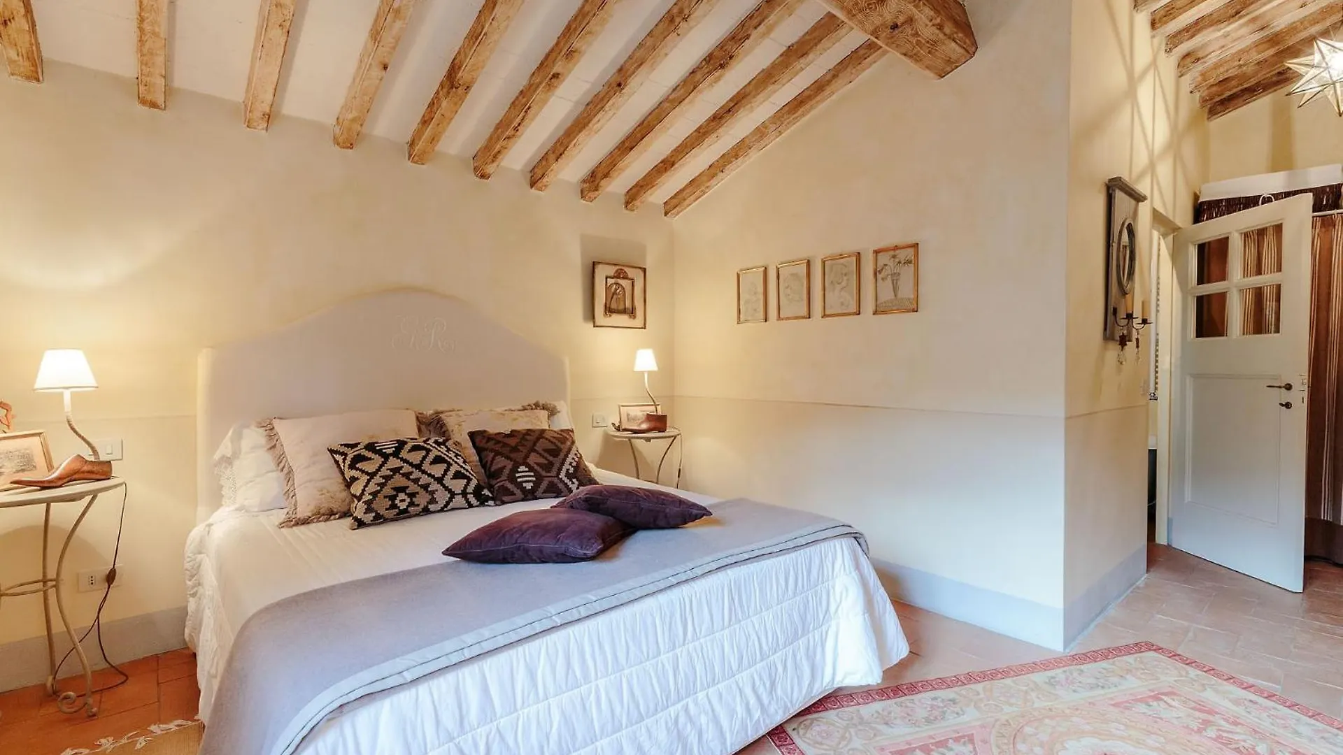 Villa Label, When Creativity Meets Style In Endless Romanticism Corsanico-Bargecchia