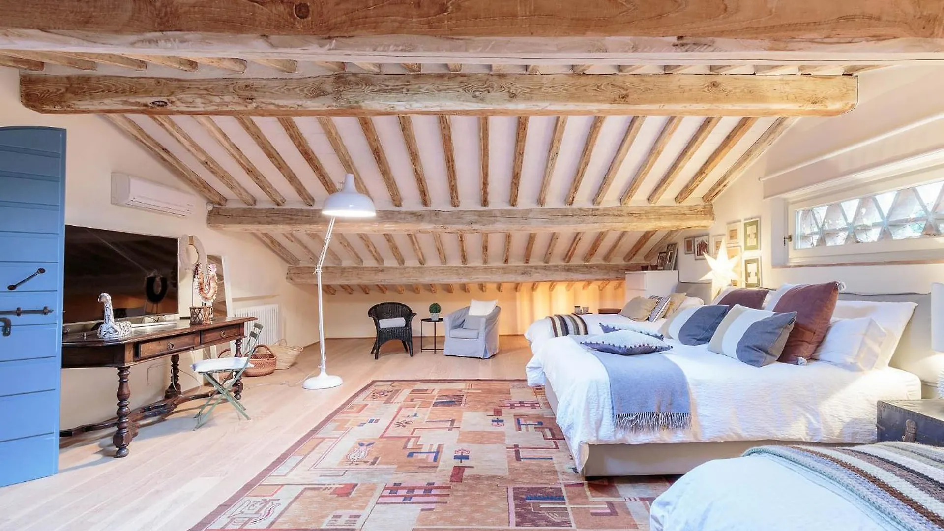 Villa Label, When Creativity Meets Style In Endless Romanticism Corsanico-Bargecchia