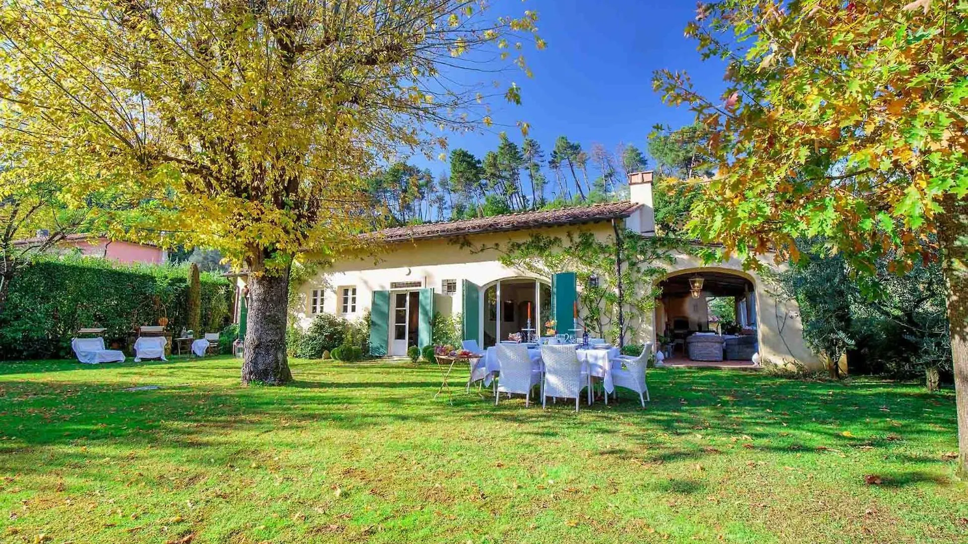 Villa Label, When Creativity Meets Style In Endless Romanticism Corsanico-Bargecchia
